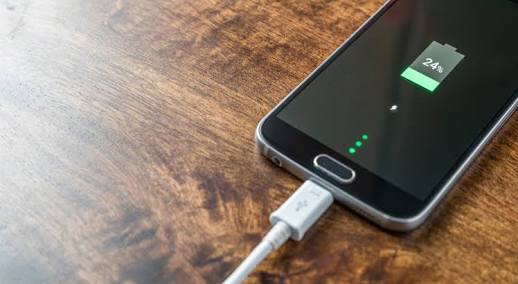 Mistakes to avoid while charging your phone